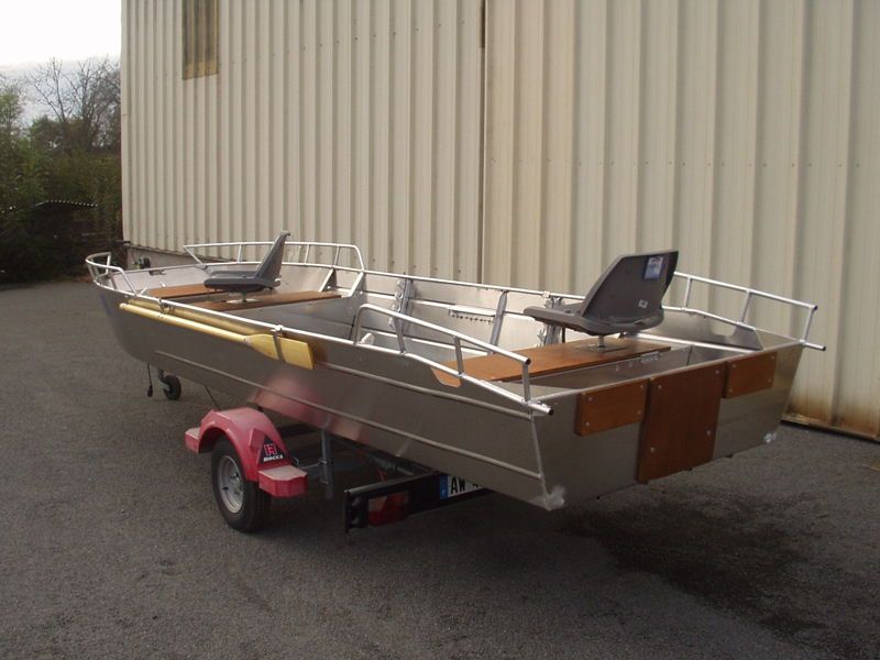Cercanamente maleta Docenas Barco de pesca de aluminio - Bote de aluminio con fondo plano y ligero